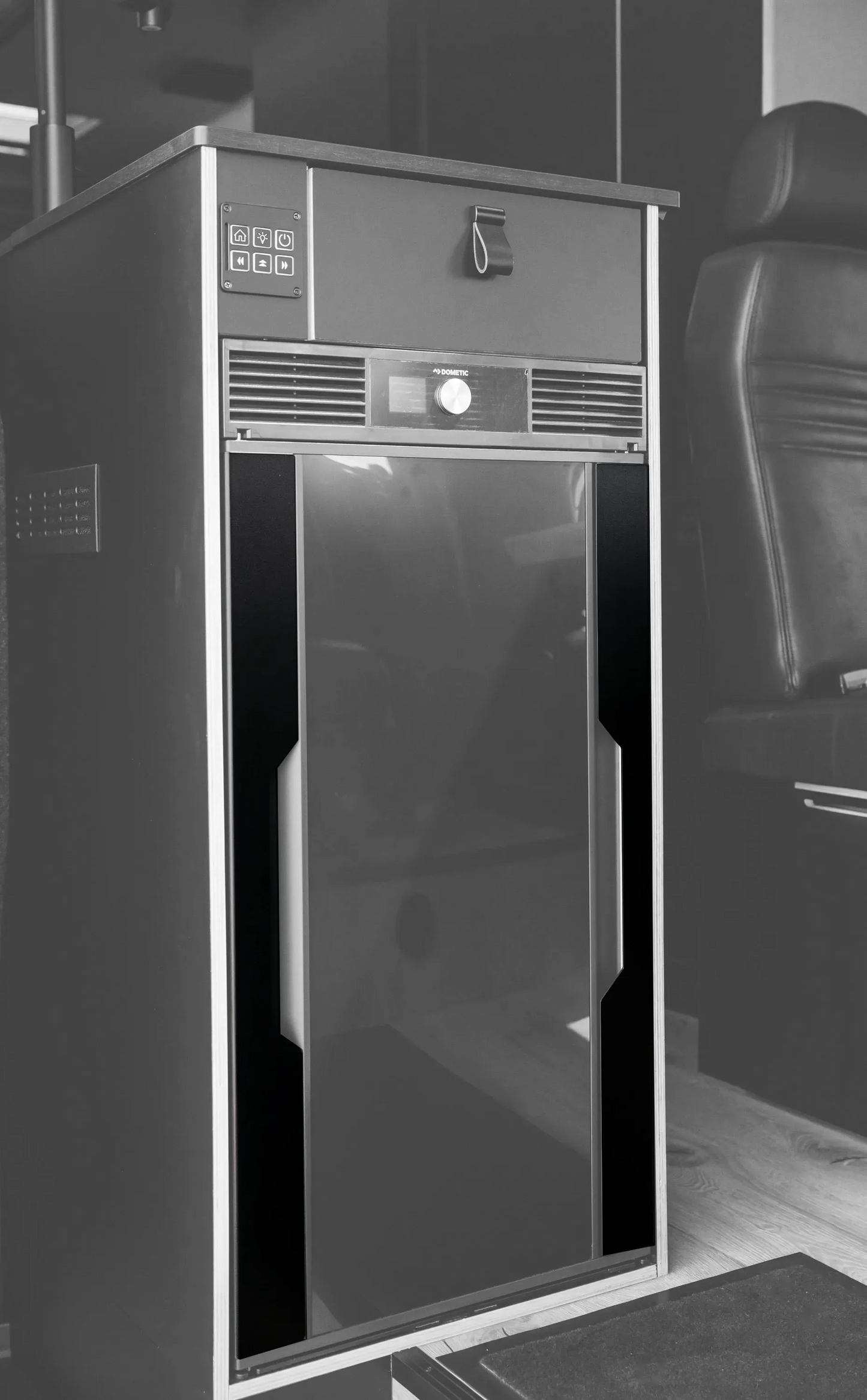DOMETIC Griffblende