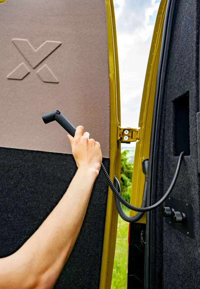 Außendusche – Interieur von XBULL, ohne Montage , MAN TGE,Sprinter 906,Sprinter 907,VW Crafter – XBULL Offroad Eisenach – Bild 4